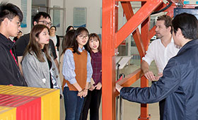 Logistik-Training für chinesische Schüler