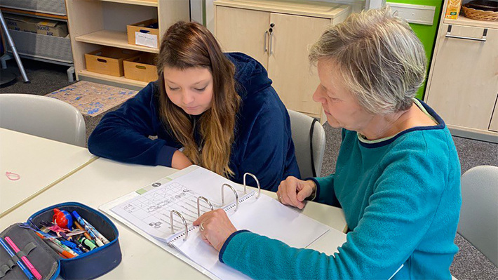 Wie Ausbildung und Beschäftigung von Menschen mit Lernbehinderung gelingen kann